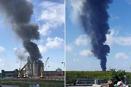 Marghera, incendio in azienda di prodotti chimici: 2 operai feriti