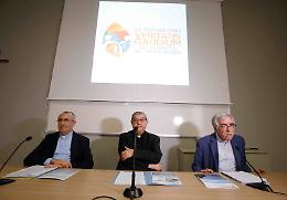 La visita del Papa a Napoli, Sepe: «Aprire le porte invece di chiuderle»