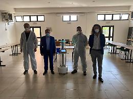 Torre Annunziata, tamponi al personale scolastico nell’aula consiliare