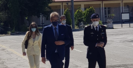 Prefetto alla Caserma “Caretto”, sede del Reggimento Carabinieri Campania