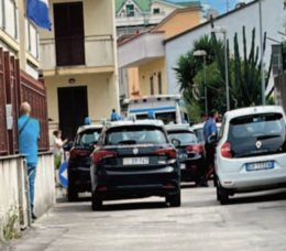 Alessia di soli 5 anni precipita dal balcone di casa e muore