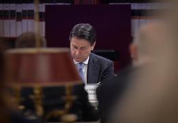 Governo, “muro" ministri M5S: «Se verifica, sì a fiducia Draghi»