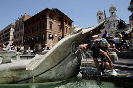 Caldo torrido sull'Italia, domani massima allerta in 16 città