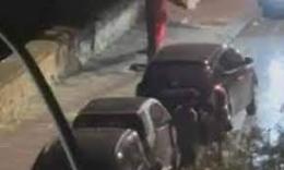Schiaffi in strada a Posillipo, la ragazza denuncia