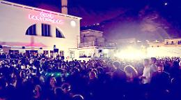 Litigio per una spinta involontaria in discoteca: 20enne accoltellato 