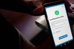 Green pass lavoro obbligatorio da oggi, cosa rischia chi è senza