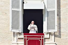 Il Papa: «Una bestemmia usare il nome di Dio per violenza e odio»