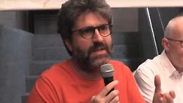 Spari contro l'auto del giornalista Mario De Michele