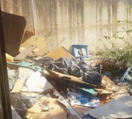 Rifiuti in strada, emergenza infinita dal centro alla periferia