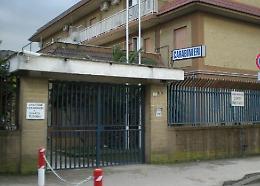 Quarto, 42enne muore in caserma dopo l'arresto: disposta autopsia 