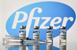 Vaccino Pfizer, parere Ema il 21 dicembre