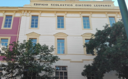 Fuorigrotta, la “Leopardi" apre archivio e biblioteca