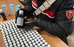 In casa 221 flaconi “droga da stupro", arrestato