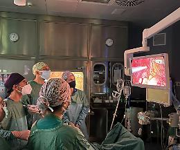 Carcinoma ovarico avanzato, innovativo intervento a Napoli