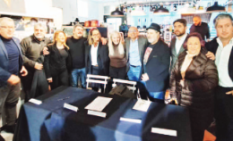 Tot&ograve; tra i grattacieli