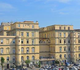 Policlinico Vanvitelli, positivo anche direttore generale