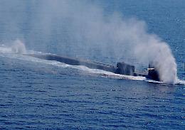 Sottomarino nucleare Usa a Napoli, de Magistris: non è gradito. Il mezzo impegnato in Siria