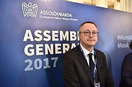 Confindustria, Bonomi: «Riaprire aziende, solo produzione crea lavoro non Stato»