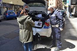 Colli Aminei, polizia locale consegna 25 pc portatili agli studenti