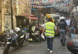 Quartieri Spagnoli, rimossi 26 veicoli abbandonati