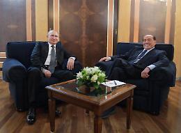 Berlusconi, Putin chiede minuto silenzio: «Ha fatto molto per relazioni Russia-Nato»