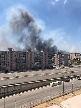 Inferno di fuoco, bruciano <br>ancora Napoli e provincia