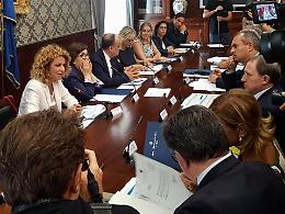 Napoli, 90 milioni per il centro storico: firmato l'accordo