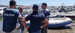 Ormeggio abusivo con 42 barche, sequestri a Mergellina