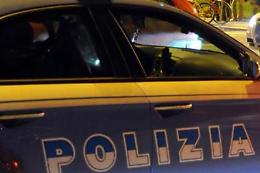 Roma, molotov contro commissariato a Prati