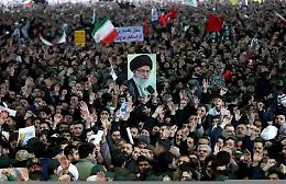 Khamenei: «Dio ci sostiene contro gli Usa»