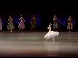 “Ballet for peace", ballerini russi e ucraini insieme al Teatro San Carlo