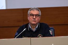 Coronavirus, altri 575 morti in Italia ma frenata casi positivi