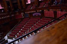 Spaccio e detenzione droga, stretta FdI: carcere fino 5 anni per casi lieve entità