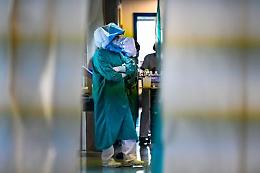 Coronavirus in Italia, 145 morti in un giorno
