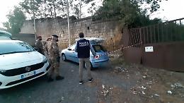 Sorpresi ad abbandonare 300 chili di amianto, due denunciati