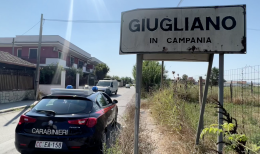 Clan Mallardo, estorsioni a imprenditori: 5 fermati