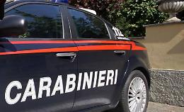 Giugliano, uccide la moglie e tenta di far credere che si è impiccata