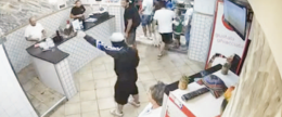 Rapina choc in pizzeria, fermato a Pianura