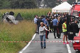 Incidente Frecce Tricolori, il dolore del papà della bimba morta: «Cosa potevo fare di diverso?»