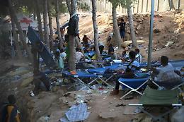 Lampedusa, migranti “sfida" europea: la visita lampo di Meloni e von der Leyen