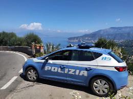 Ritrovate a Positano auto di lusso rubate