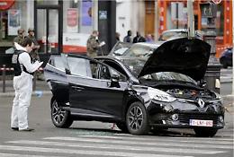 Trovata la Clio nera, chiusa e isolata zona di Parigi