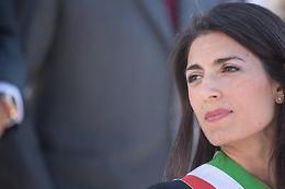 Bufera Campidoglio, Raggi: «Non mi riconosco più nel Movimento»