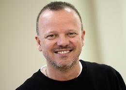 Gigi D'Alessio: «Finalmente una “perla di Napoli" diventa capitale della cultura»