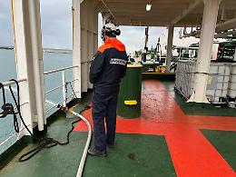 Falle nella sicurezza, petroliera liberiana fermata a Napoli