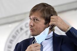 Sileri: «No lockdown nazionale ma guerra a covid per tutto 2021»