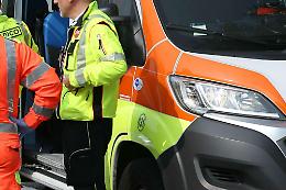 Tragedia a Pozzuoli, Ilario si schianta contro un palo e muore sul colpo: aveva 20 anni