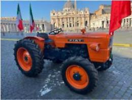 Protesta agricoltori dal Papa, un trattore e una mucca a San Pietro
