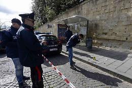 Spari davanti al Bosco di Capodimonte, ferito un 19enne
