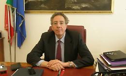 Folla ai funerali, il prefetto: molto grave, si valutano provvedimenti